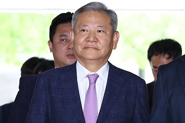 특검, ‘언론사 단전·단수 지시’ 이상민 전 장관 항소심서 징역 15년 구형