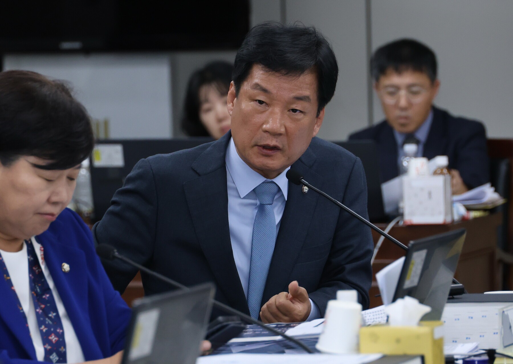 文 정부 검찰개혁 실패… 뒤늦은 책임 공방