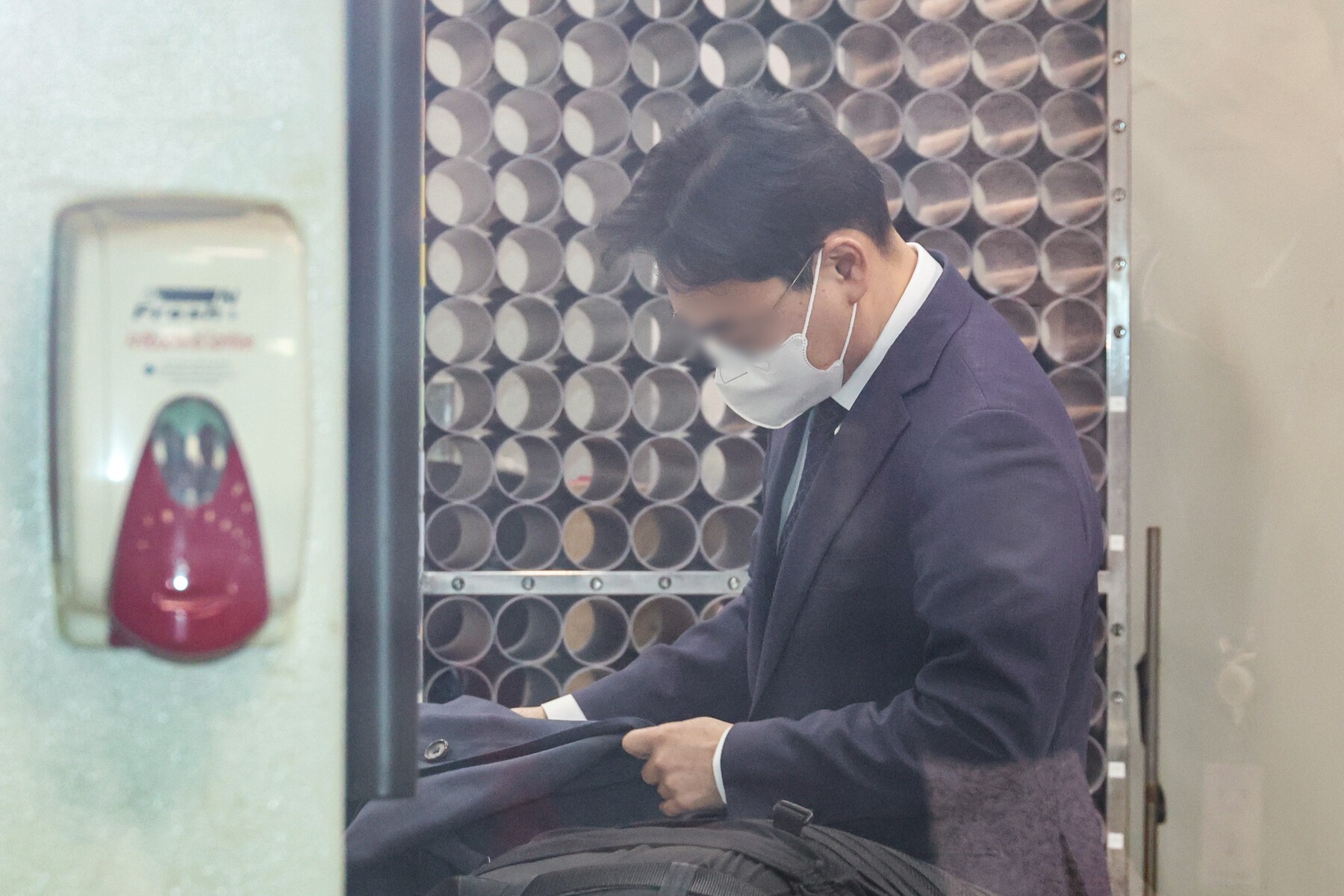공수처, ‘재판거래’ 의혹 현직 부장판사·변호사 불구속 기소